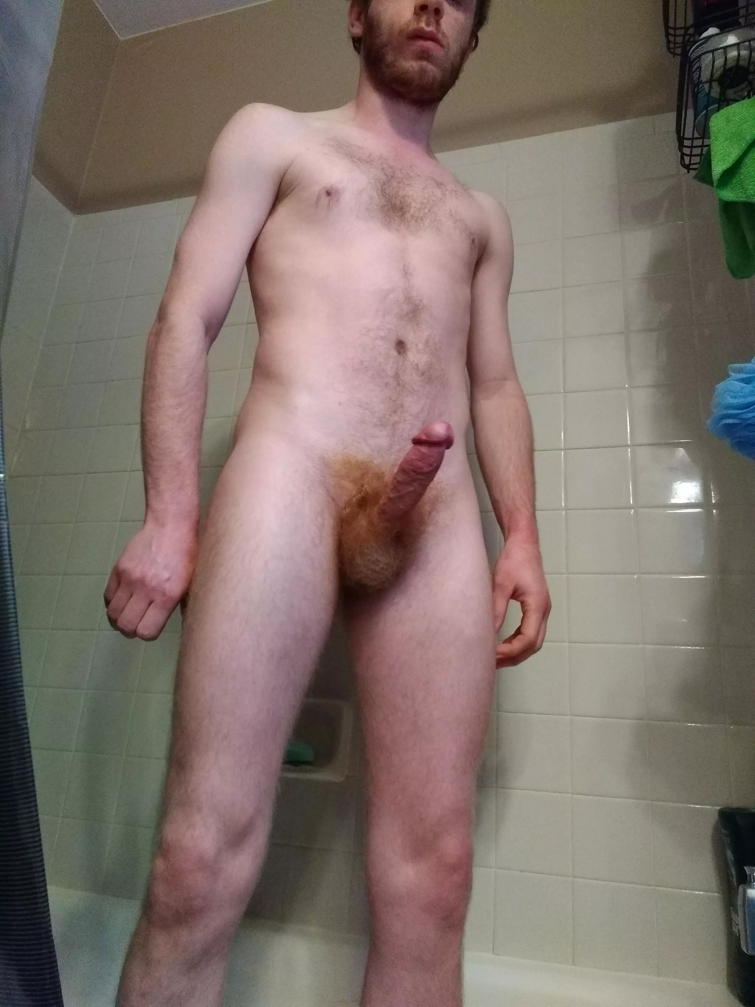 I don't know what to do with my hands posted by milkmimo