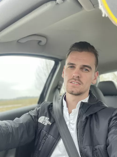 I don’t mind being a workaholic but it makes it hard too have a good social life.. by tsmit73