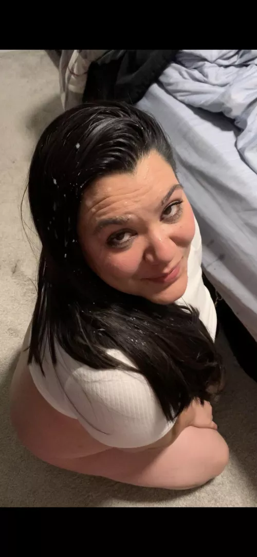 I don’t mind if it gets on my face too by Sillyslutwifev2