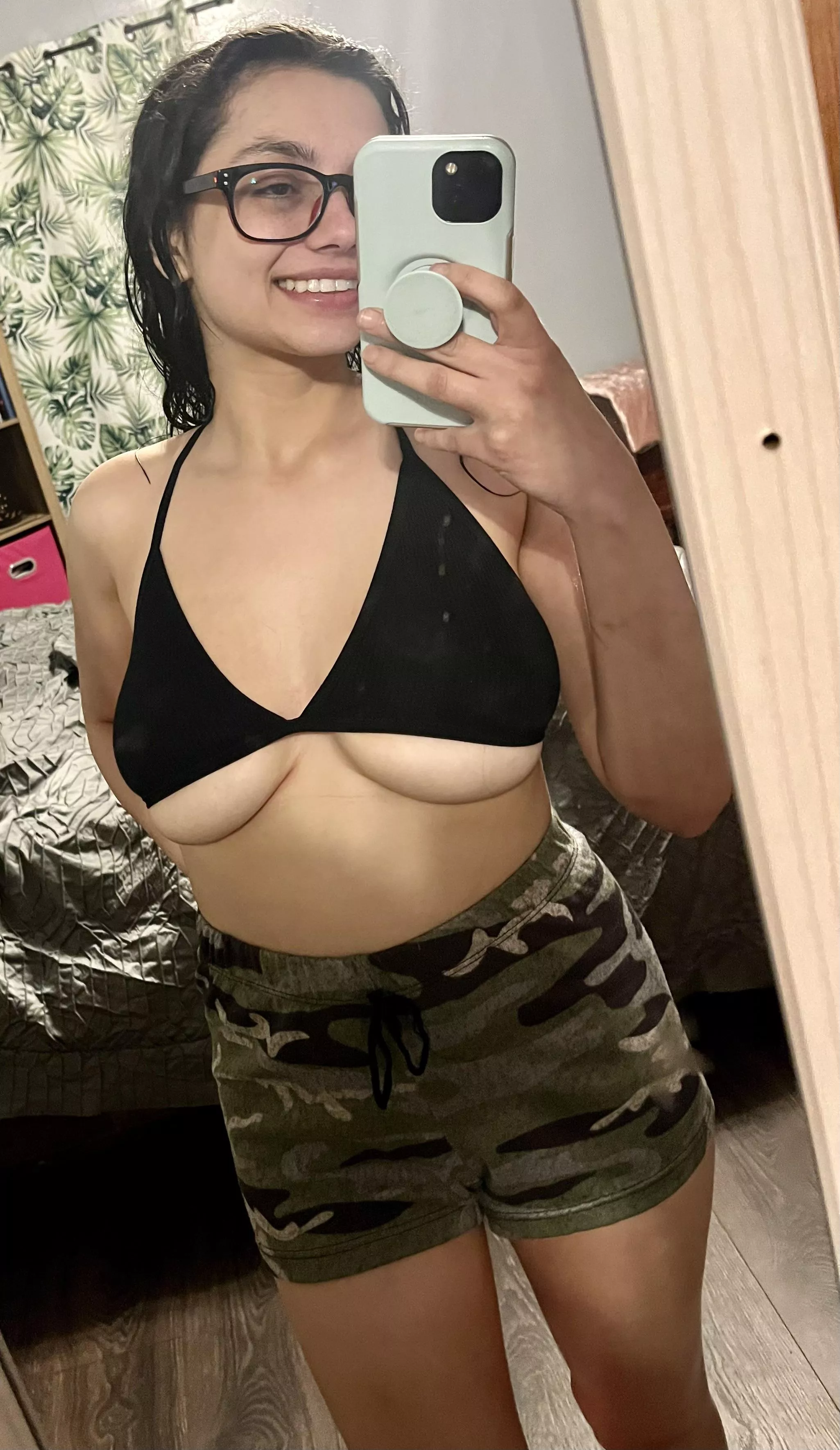 I don’t smile too very often posted by alexiaaddict