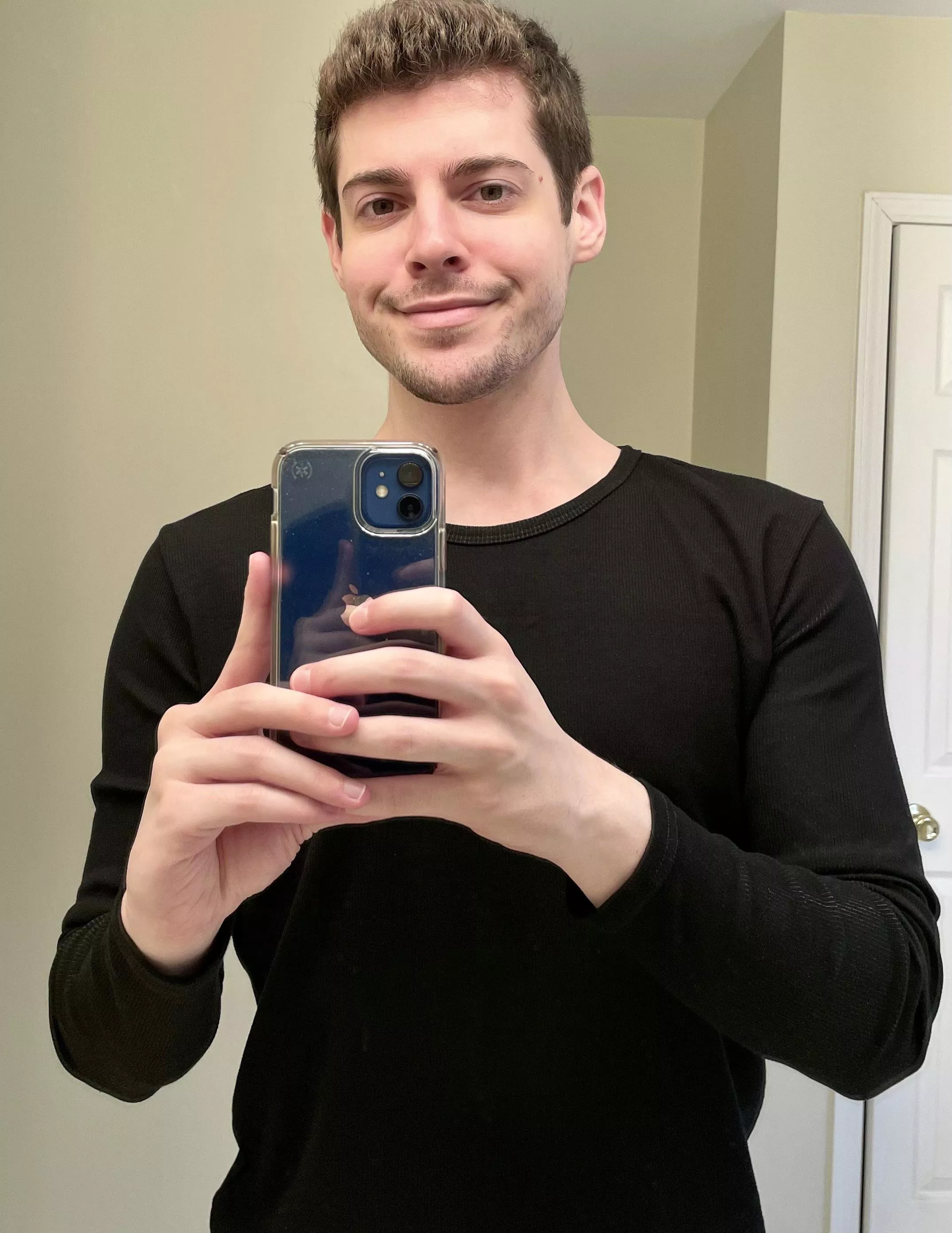 I don’t usually smile but hello posted by casscagex