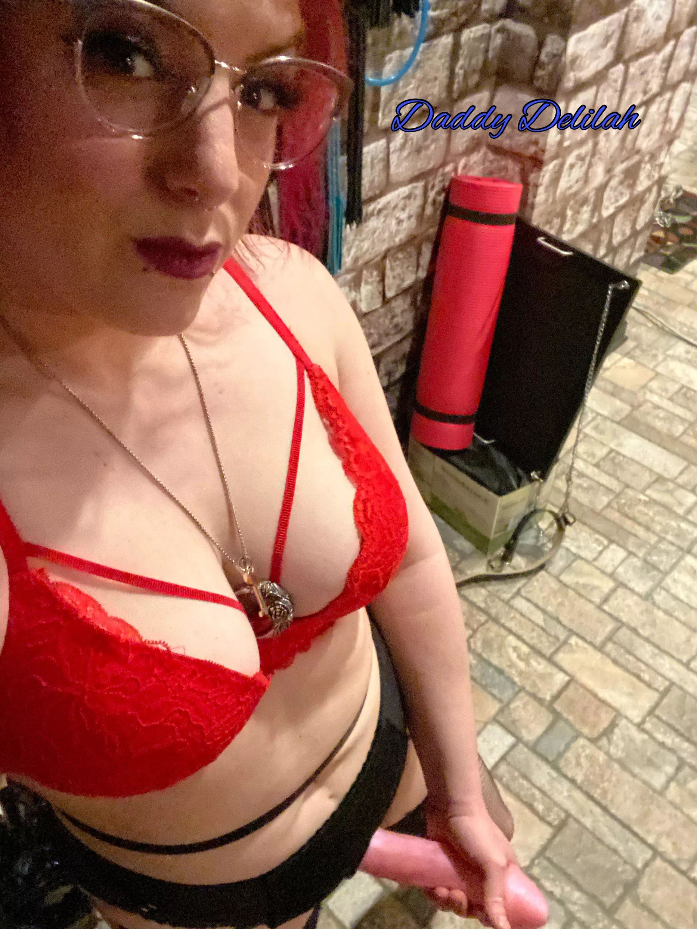 I don’t want to hear you talk bitch boy…..I want to hear you gag😈 posted by DelilahGold