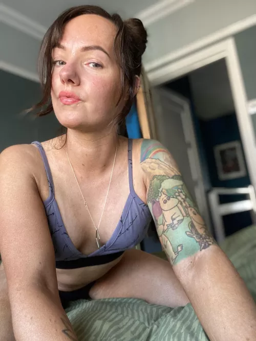 I dont want to leave this room today 😈 [f] 31 by MOBrookes