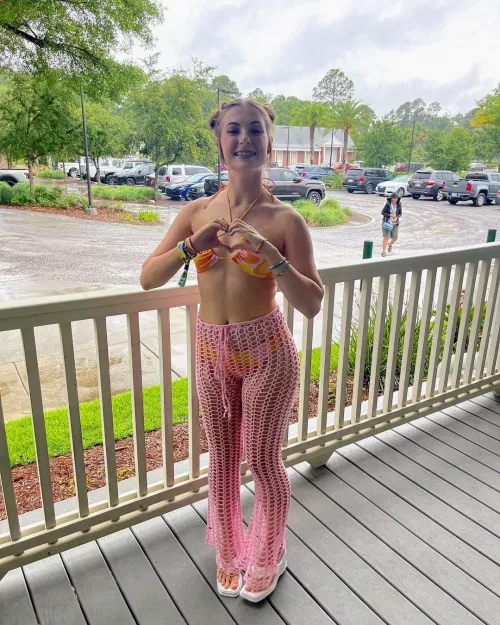 I dress slutty at festivals hoping someone try’s by smallbundle