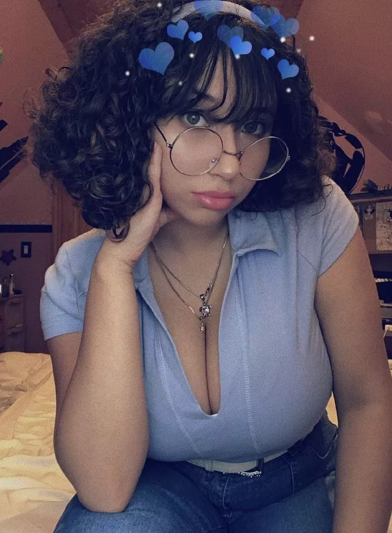 I dress way to nice for the school I go to 👹 posted by maya_m3nd3z