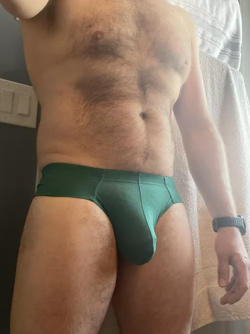 I enjoy a nice tight fit by Turbulent-Estimate62