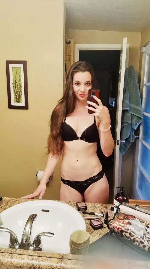 I fantasize about sharing my wife with other men For the longest time I’ve been getting off to the idea of other men just really taking my wife to pound town. Would love to see her light up with carnal lust again like when we were dating. I want to wat by Reapstick