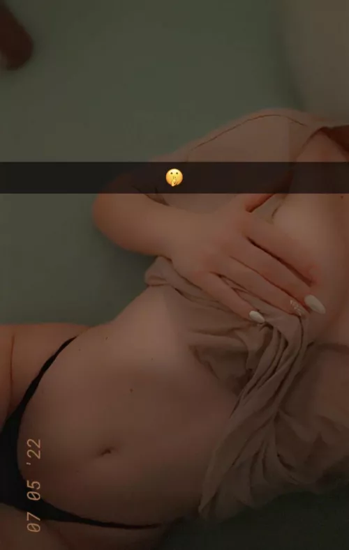 I feel dirty by GabiRDG