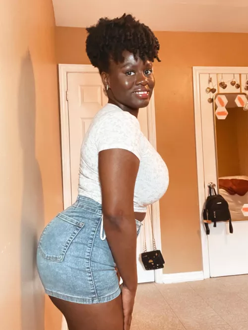 I feel so con[f]ident in this outfit by chakra_kitty