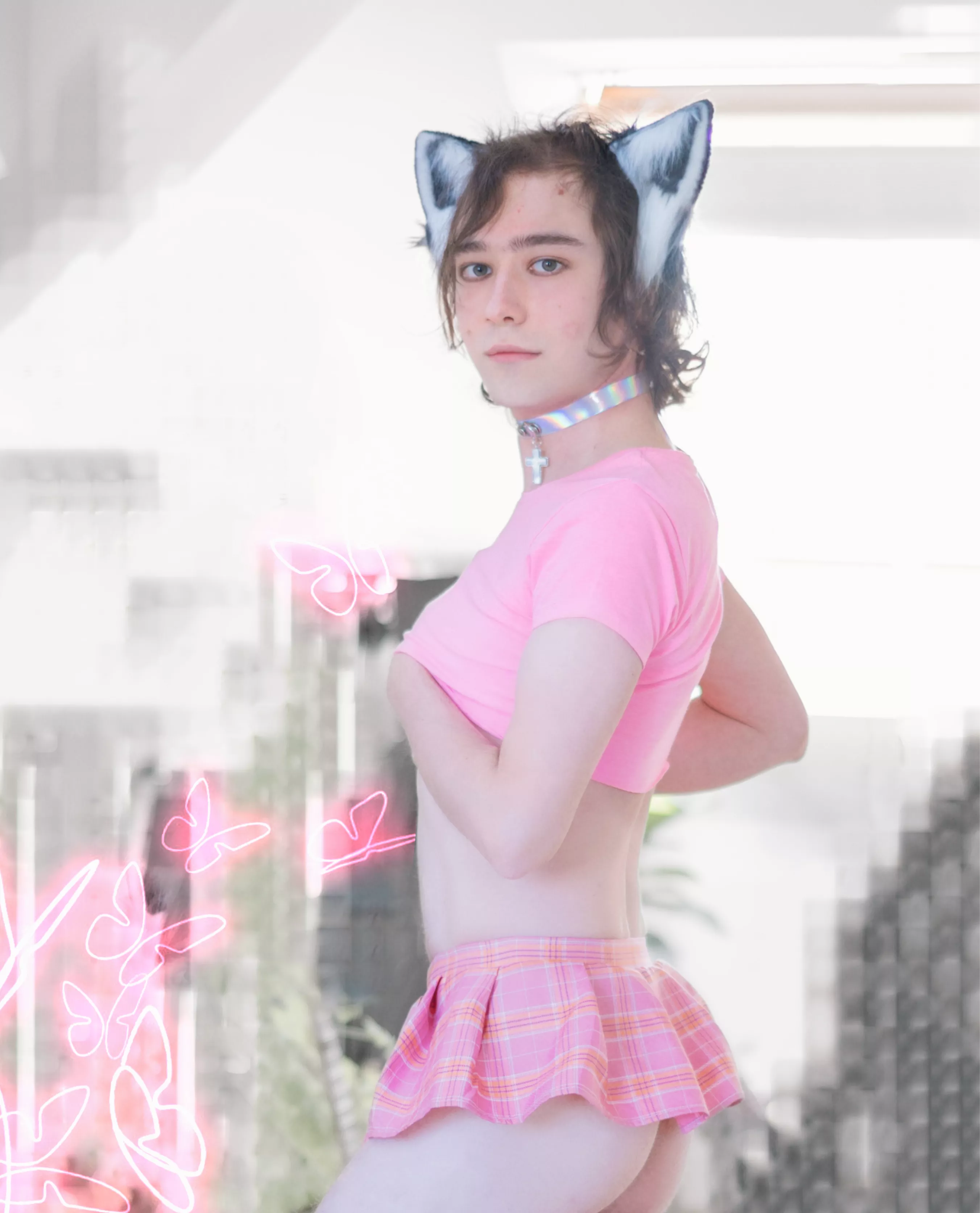 I feel so feline 🙀 Sometimes I like to pretend that I'm a Gen Z version of Charlotte Rampling 😅🐱 posted by catboycupid