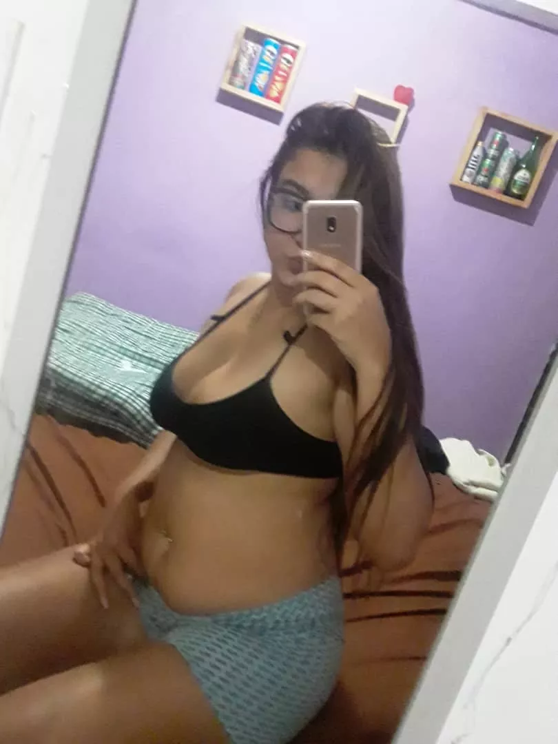 i feel so full and my tummy is so soft posted by yourhoney1996