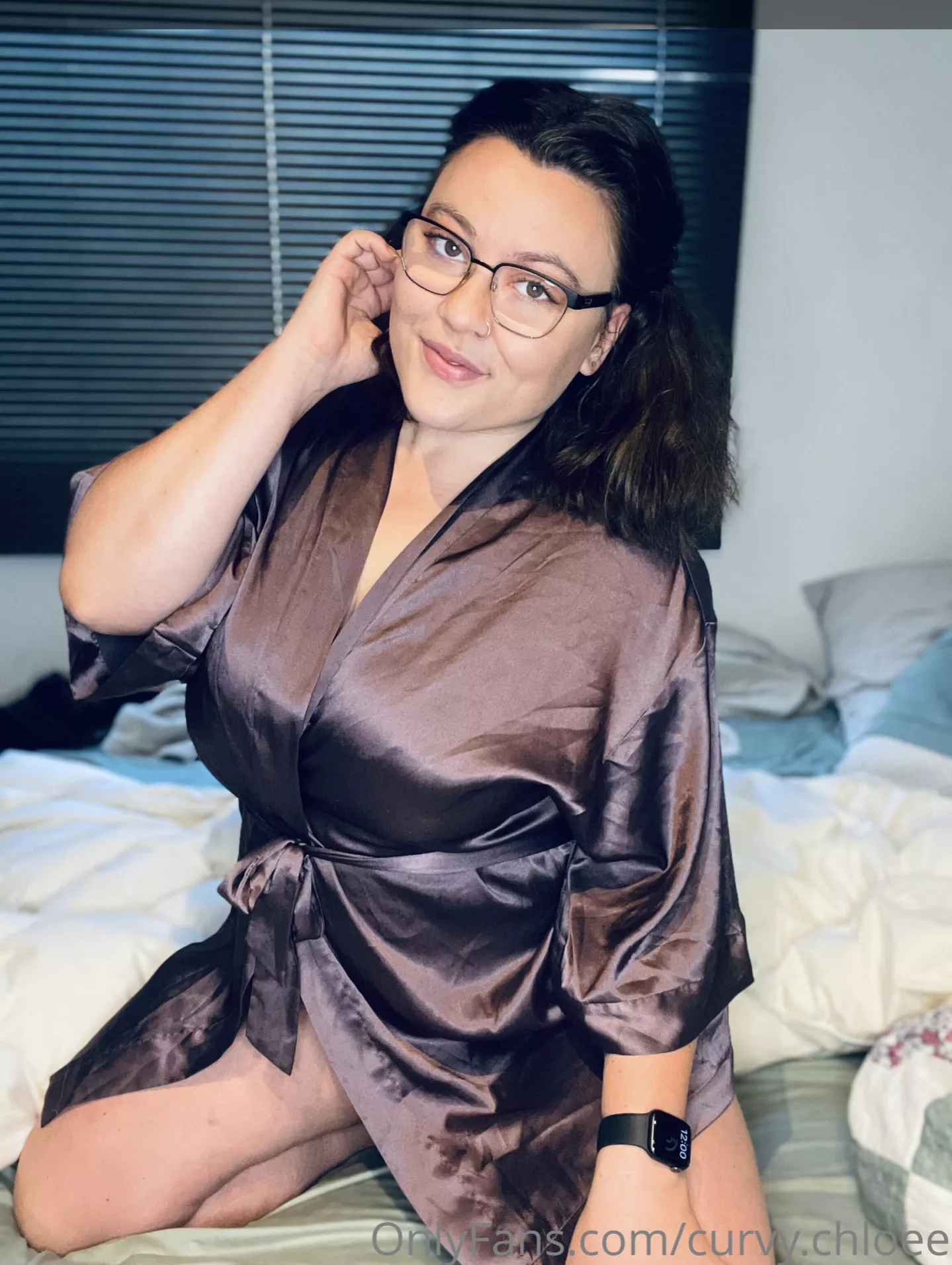 I feel so sexy in my Silk Robe😘😘 posted by MoreAttention24