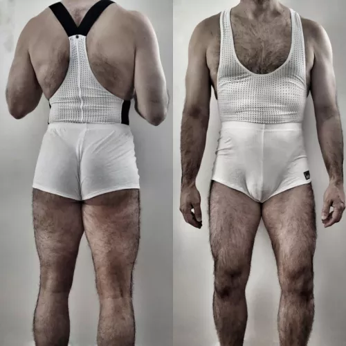 I feel somewhat feminine (45) by laurear