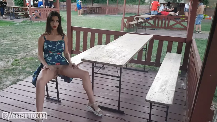 I forgot to wear my panties to the party by sweetbuttockss