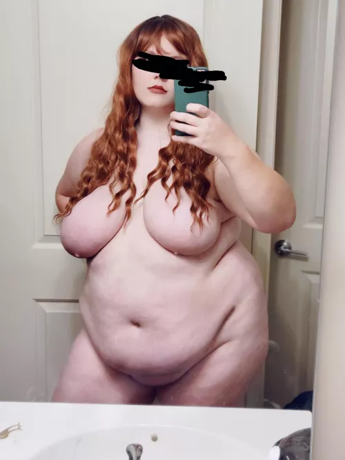 I gained weight, but it just makes me even more fuckable 😛 by thickwhitekittycaat