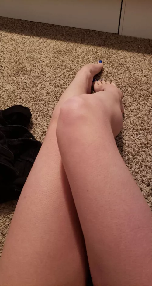 I get goosebumps just imagining them getting kissed on😘 by footgoddessuwu