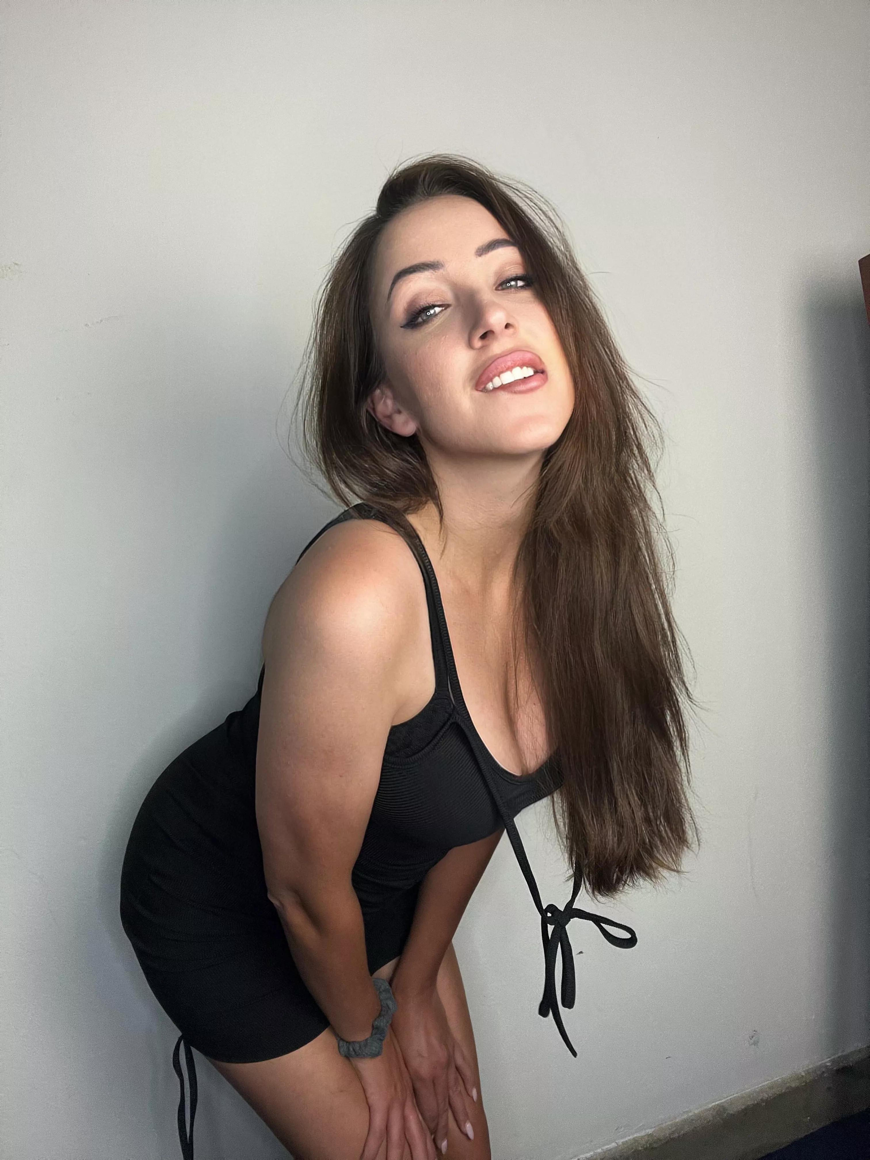 I get naughty on camera 😜 💚 posted by milkygirlonly