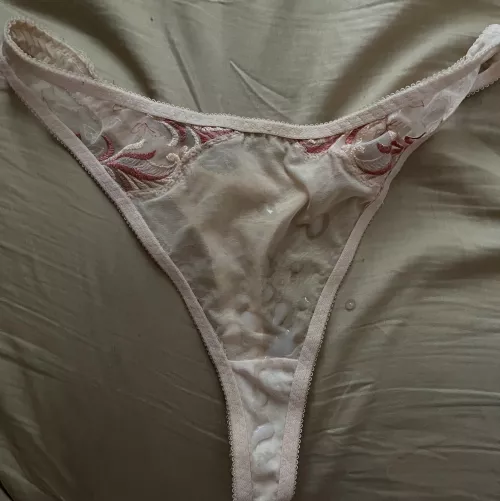 I give my mom special presents by gunner_180