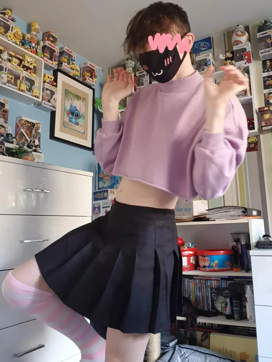 I got a new skirt, how do I look? posted by PoppyChan_