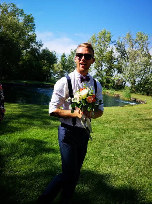 I got flowers by TheMicropenisPlumber