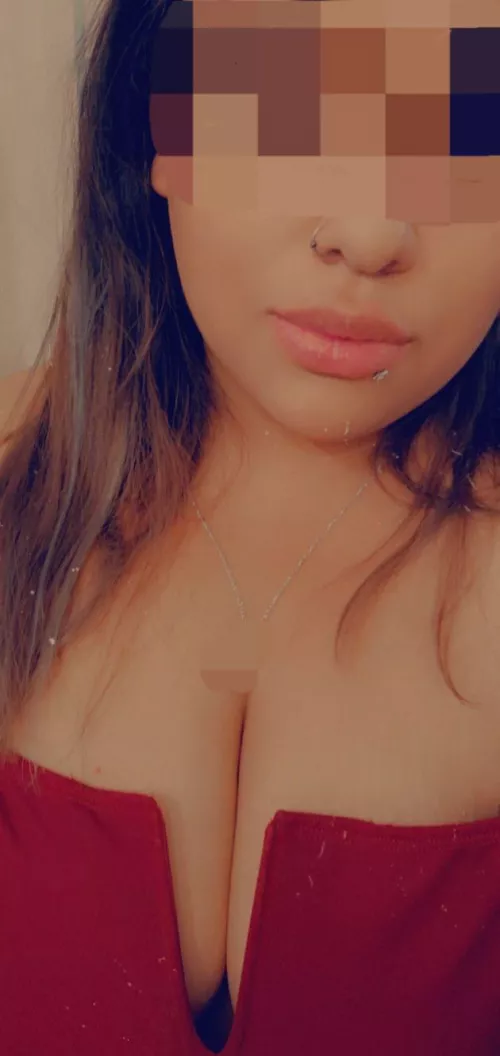 I got my wife to admit that she would love to have 2 more dicks (including me) to fuck and use her good! by Abluer