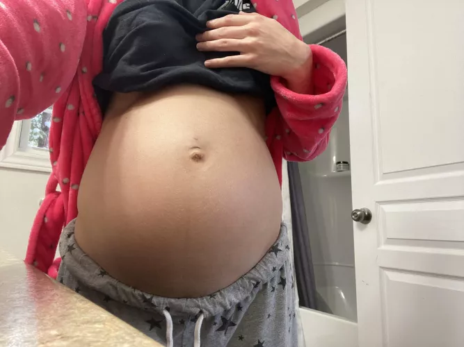 I got so round !! by socialbutterfly8