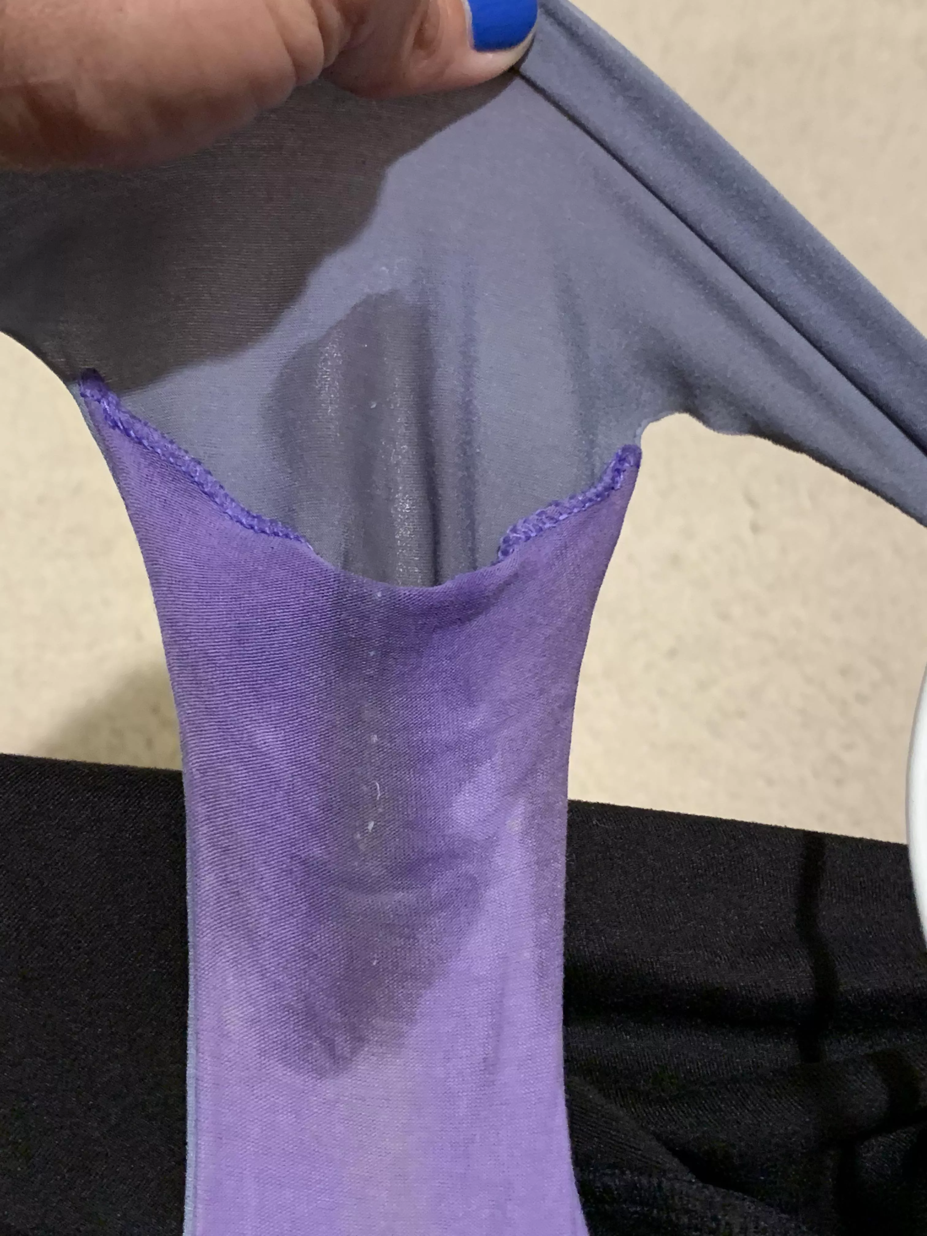 I got so wet it leaked thru my leggings 🫢 posted by myhardnipples