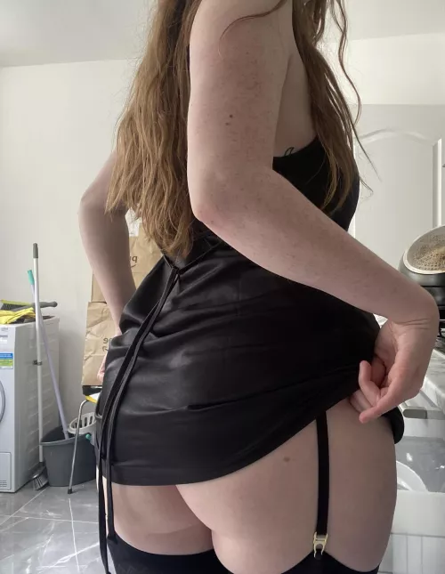 i got some stockings 👀 by spitheart