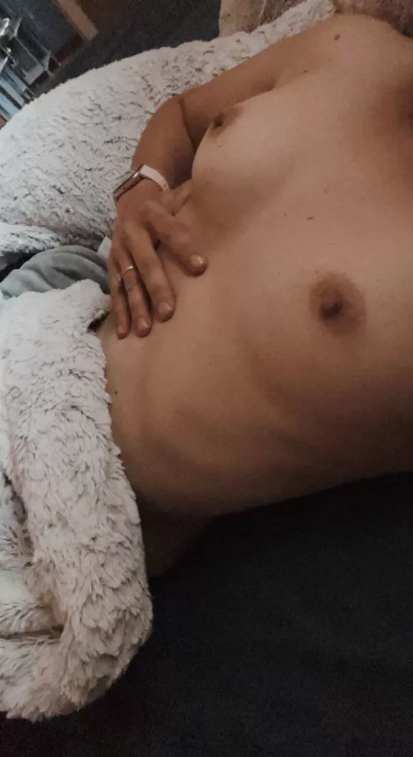 I got somewhere for your hot load to go…. posted by MilfLunaRyder