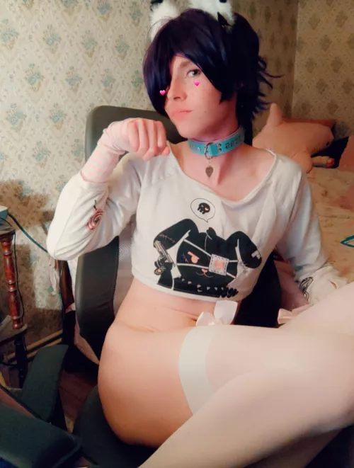 i got your chair, i got your chair, whatcha gonna do about it, mister? by Princess_Koda