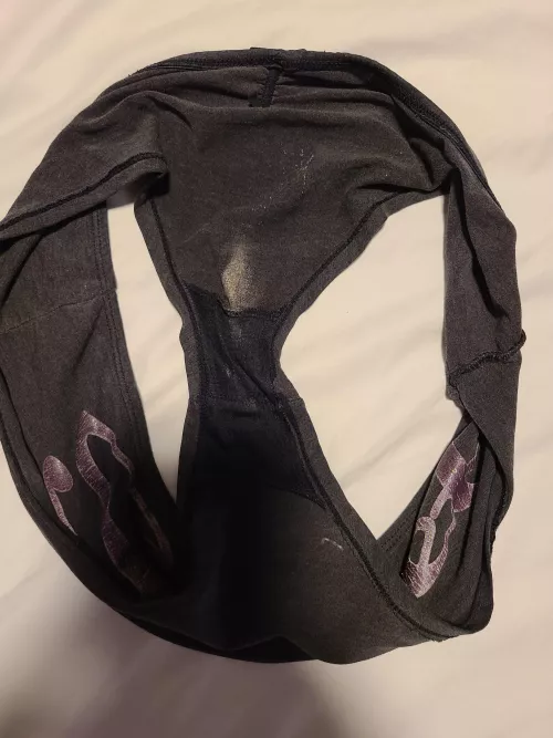 I had a nice workout in these sweaty smelly panties :) by drummer3088