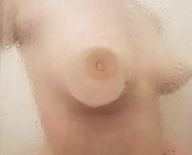 I hate being flat chested ! F25 140llb 5'11 by hadntplannedonthis