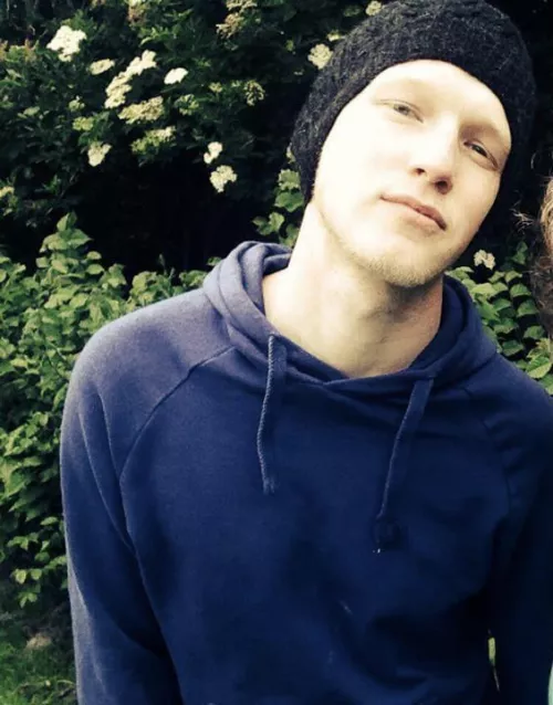 I hate sports 😂😂😂 by Sytzer