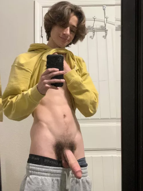 I hate the cold but at least I get to wear my hoodie 😊 by Columbus_1942