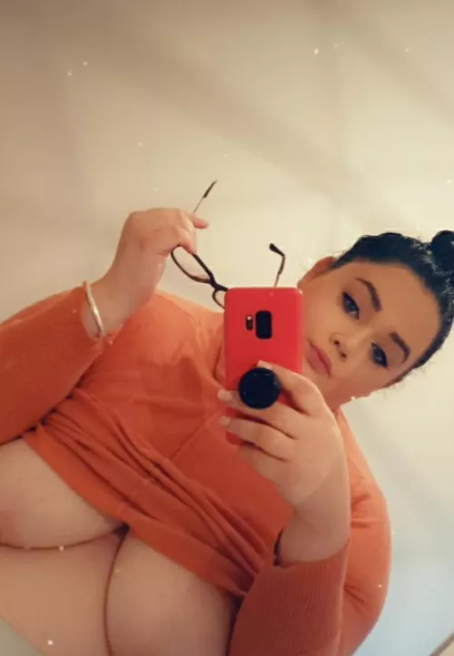 I have a new video on OF, come check it out 🧼🎬 by ffentertainment