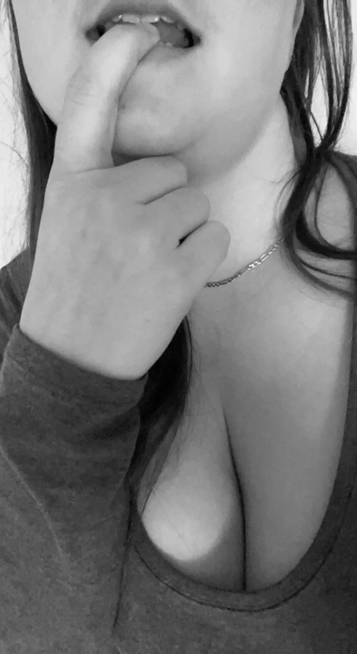 I have naughty thoughts 🔥 [F] posted by dickandi