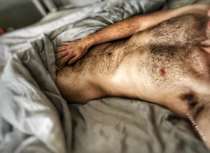 I have plenty of space in this king. Would you be big spoon or little spoon? by sexualy-deprived-dad