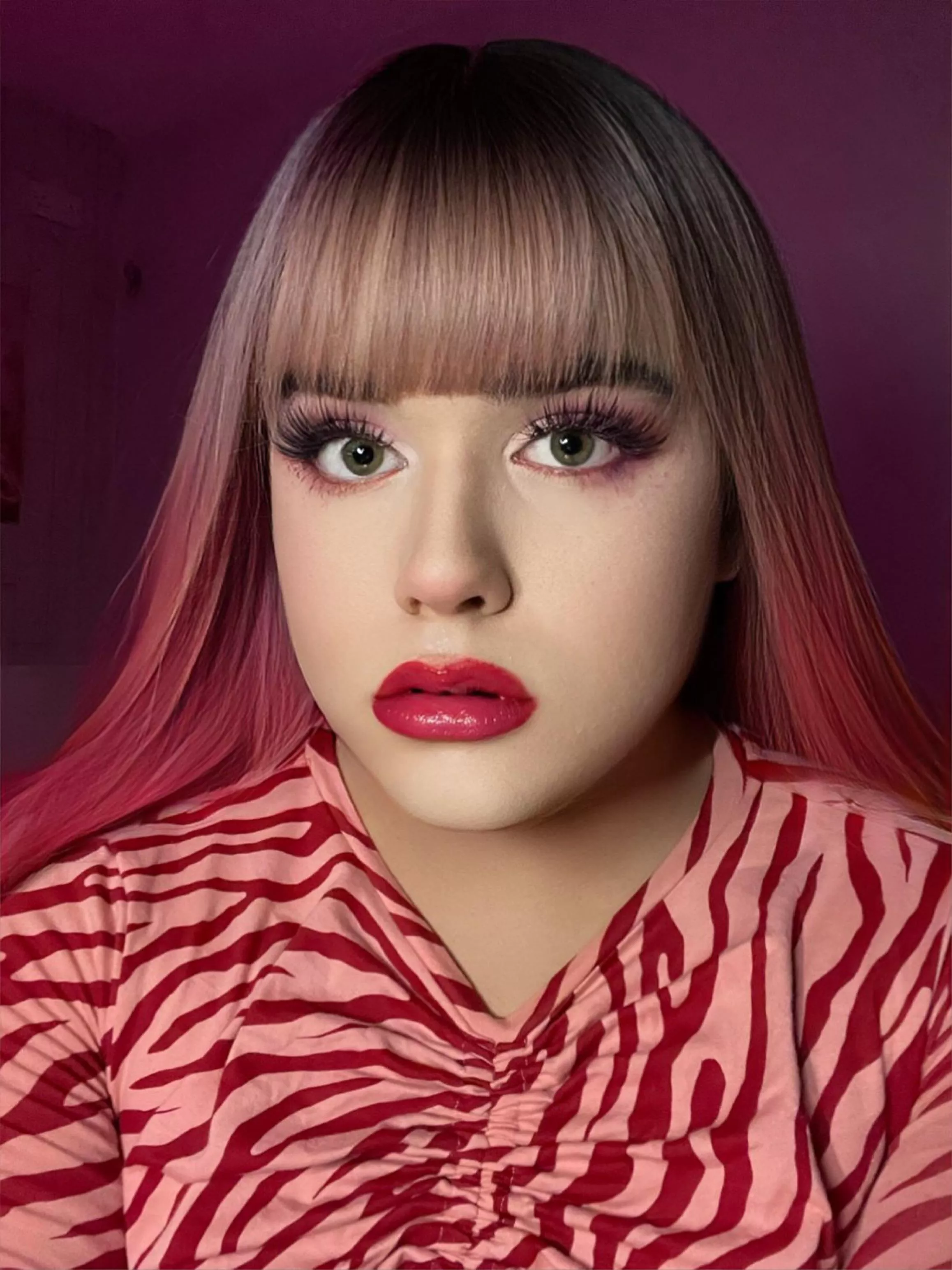 I have so many tricks up my sleeve~! 🫀🃏 posted by rainbophie