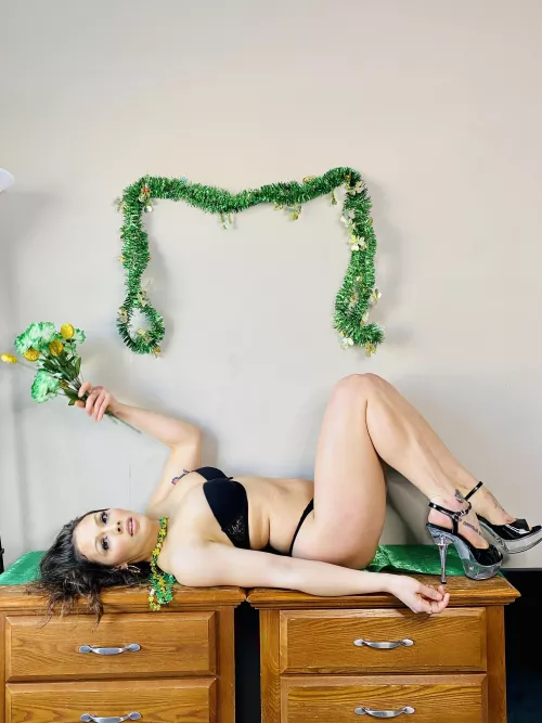 I have something, 🥵for you babes. by alicebowman