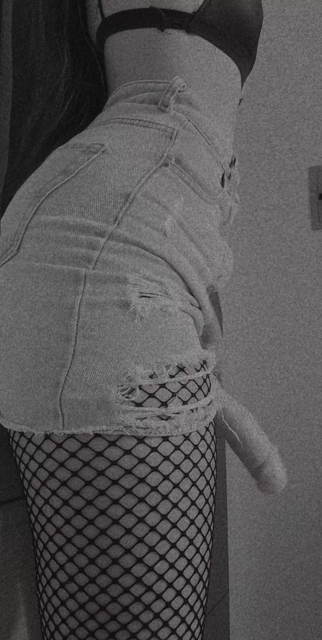 I have something for you little whore 👑😈 posted by Baby_badness