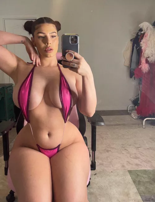 I have the ratios of a Pixar mom 😈 by OfficialZoeRenea