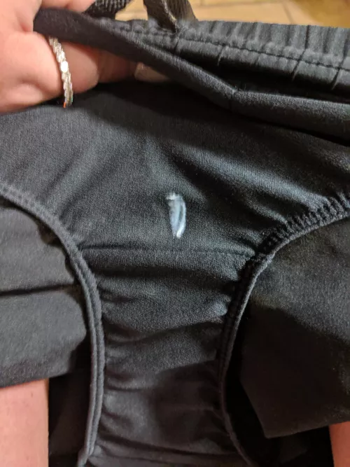 I haven't had these on for 20 minutes and I already can't hide my yummy cream by grneyetenn