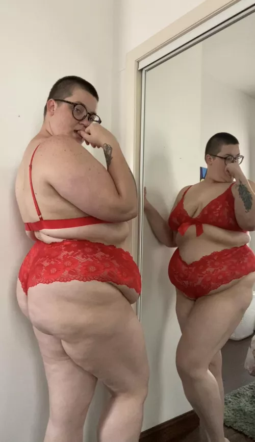 I heard it’s supposed to be a full moon 🌕 tonight by theb00byqueen97