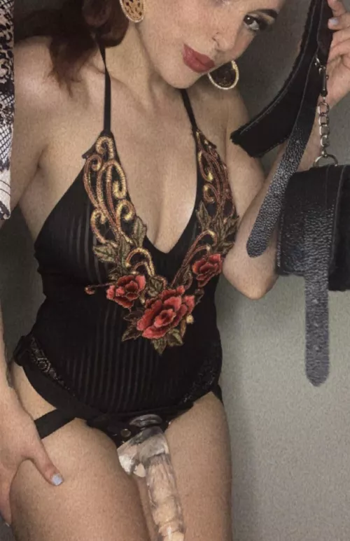 I heard you’ve been a disobedient little slut… Looks like Mommy’s gonna have to cuff you and destroy your holes as punishment. by Goddess_Faye21