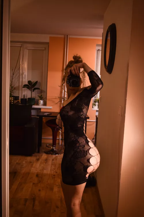 I hope my sexy body brightens your day by xtraheatvorogue