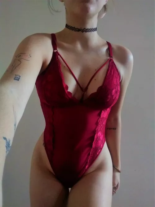 I hope petite girls are your thing by lucyinthesky660