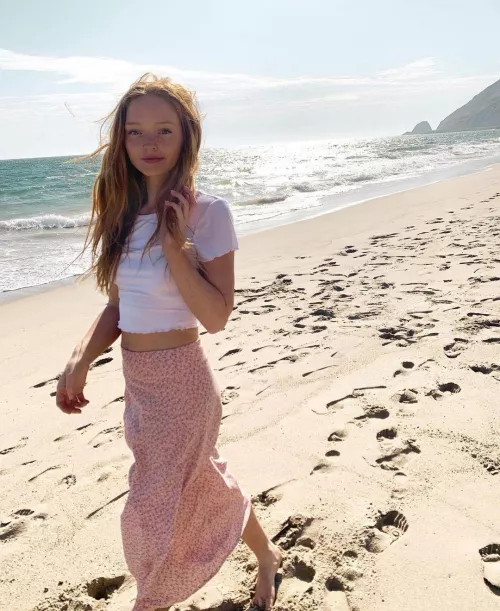 I hope you can enjoy the sun as much I do. Have a nice weekend 🌞😊❤️ by marinaamfreitag