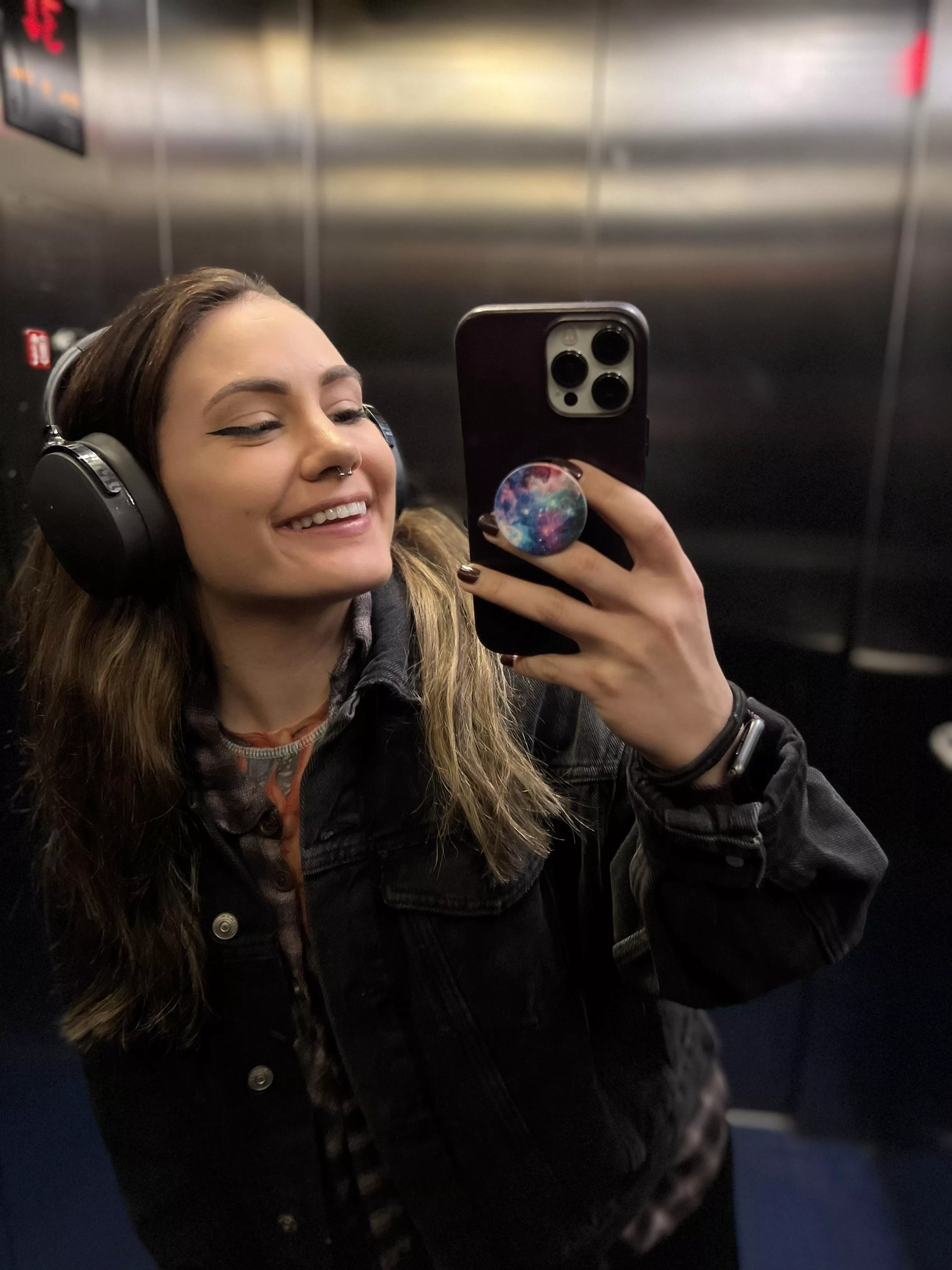 I hope you don’t mind cute selfies in here 🥰 posted by power_midget