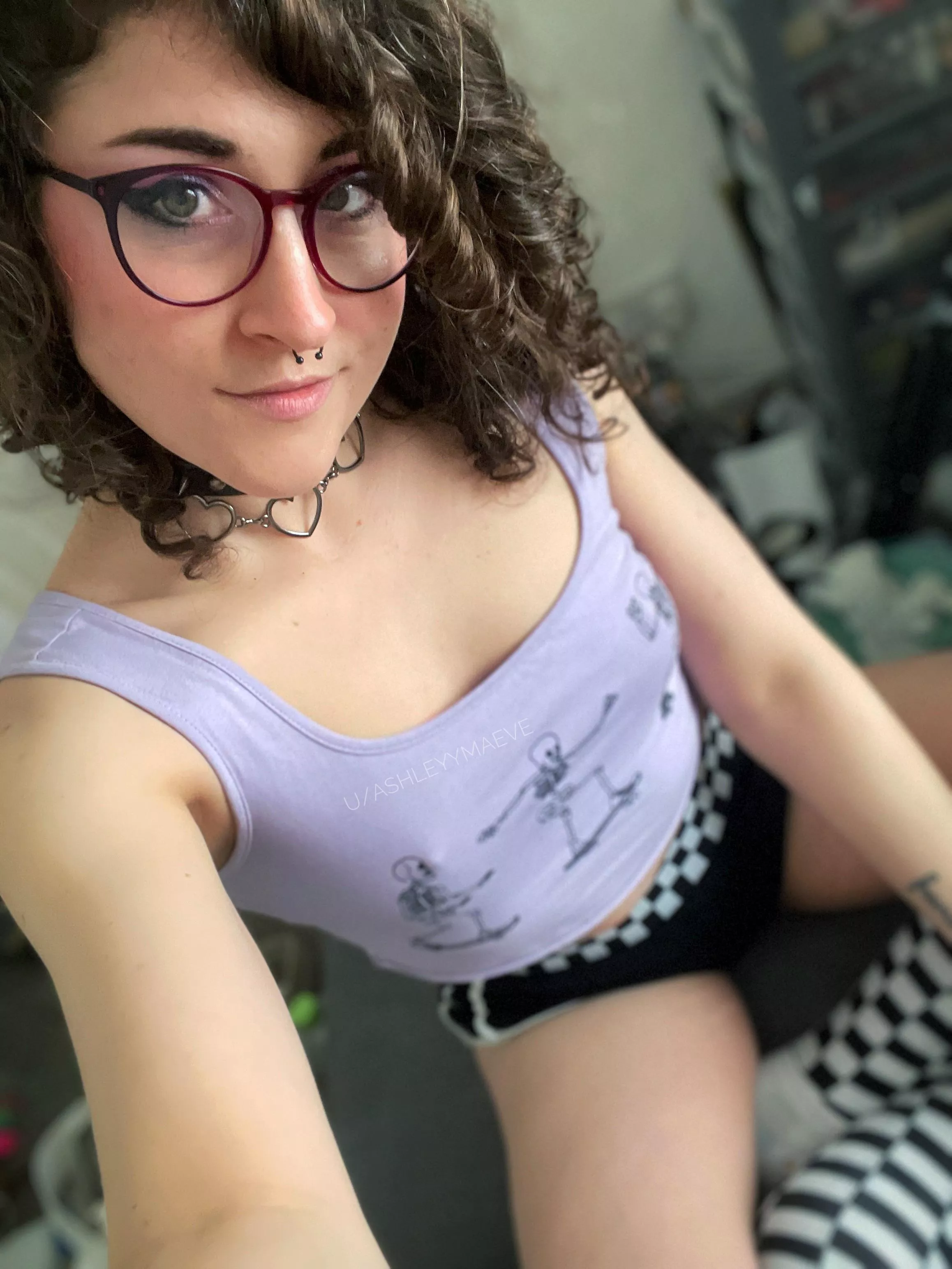 I hope you’ve had an awesome weekend! posted by ashleyymaeve