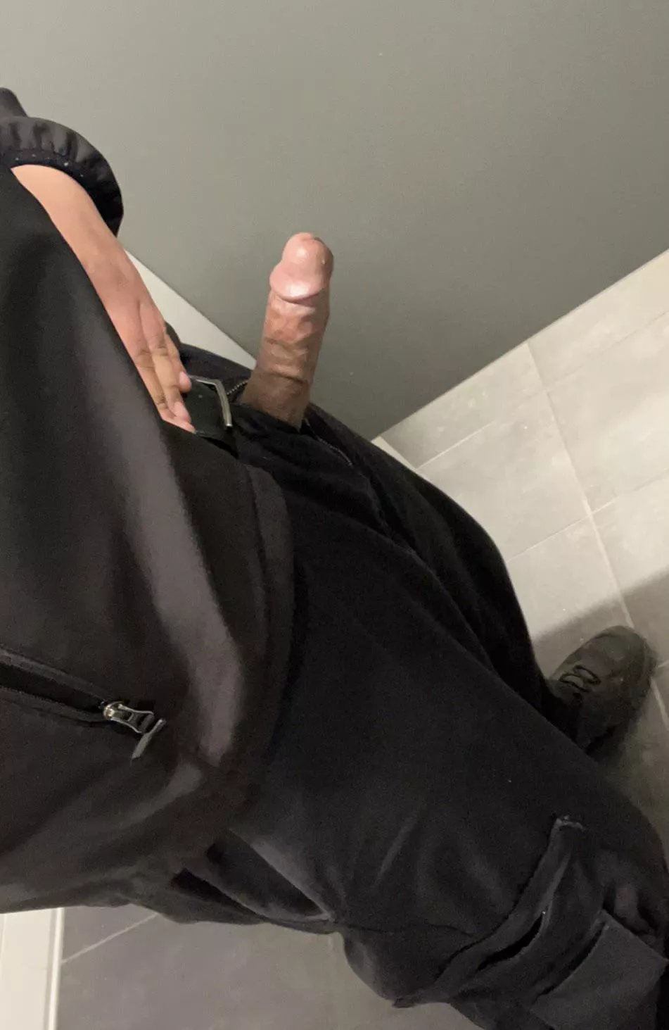 I just can’t seem to keep it in my pants posted by WMT95